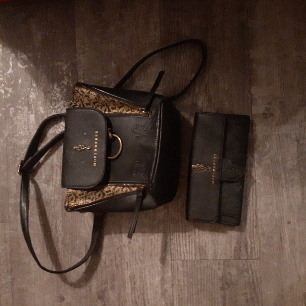 RARE Harry Potter Deatheater bag and wallet set